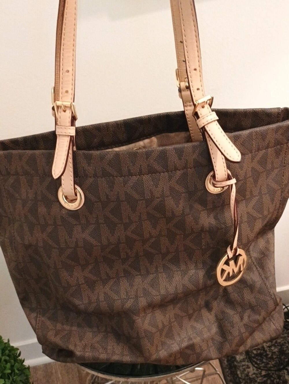 Michael Kors Brown MK Logo Tote with Beige Straps - Picture 4 of 4